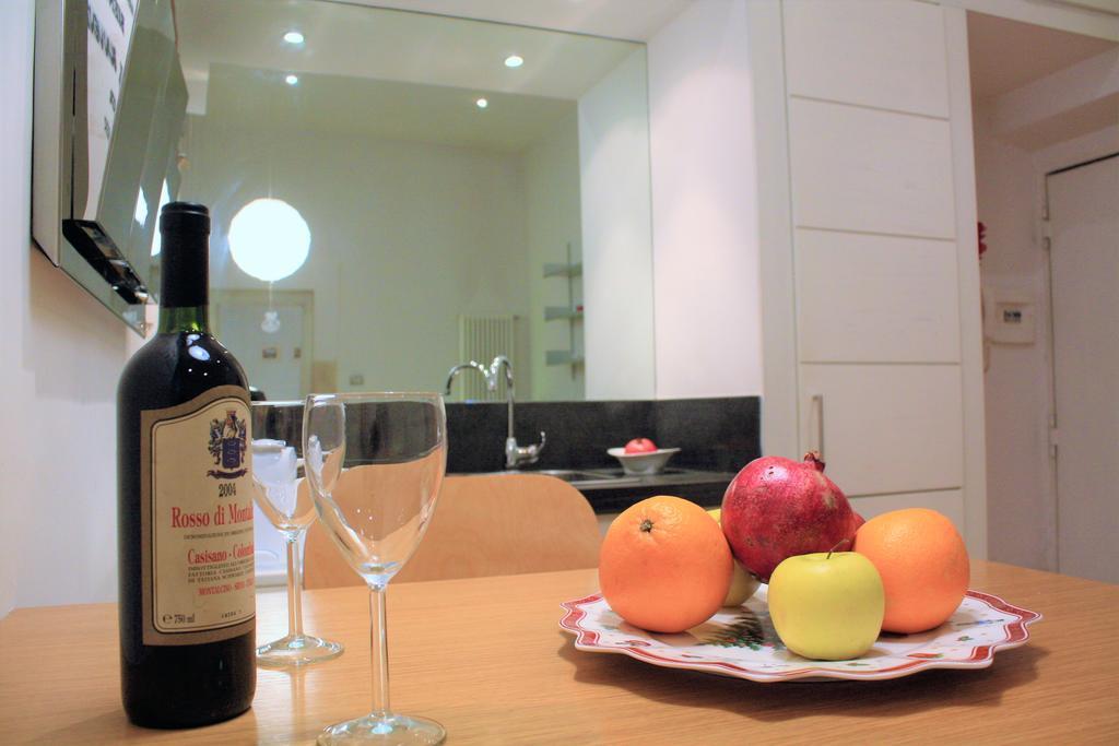 Navona Secret Suite Rome Exterior photo